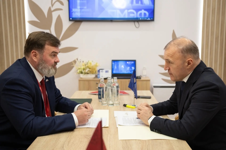 Правительство Адыгеи будет сотрудничать с президентской платформой "Россия – страна возможностей"